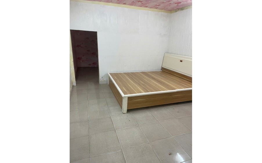 Cho thuê Nhà Yên Lãng ngõ ô tô, kinh doanh sạch, ở nhóm 8 người, hộ gia đình 11 Triệu, 80m2